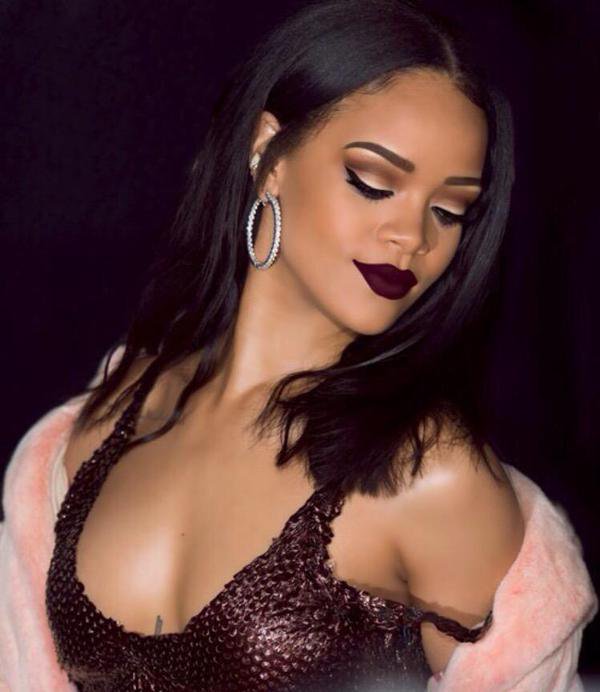 black lips Rihanna